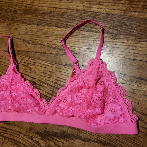 Gilly Hicks Bralette - Picture 2 of 9